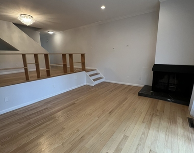 100 Hope Street - Photo Thumbnail 6