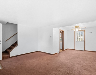 105 5th Ave - Photo Thumbnail 2