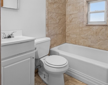 105 5th Ave - Photo Thumbnail 9