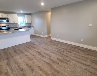 1331 Freeport Rd - Photo Thumbnail 14