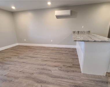 1331 Freeport Rd - Photo Thumbnail 20