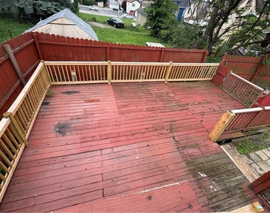 467 Reno St - Photo Thumbnail 12