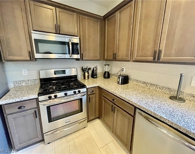 173 Elexese Court - Photo Thumbnail 9