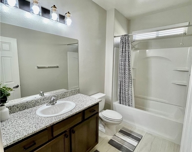 173 Elexese Court - Photo Thumbnail 18