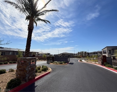 11402 Crimson Ledge Avenue - Photo Thumbnail 40