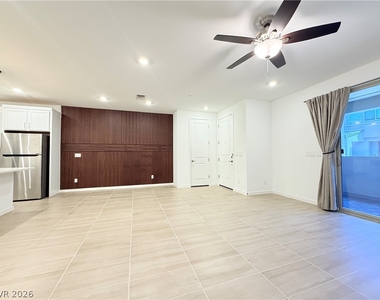 11402 Crimson Ledge Avenue - Photo Thumbnail 3