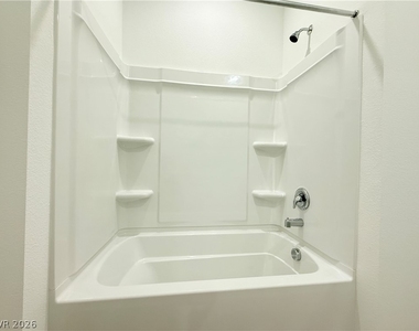 11402 Crimson Ledge Avenue - Photo Thumbnail 29
