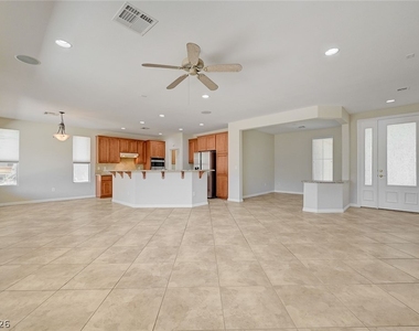 10345 Premia Place - Photo Thumbnail 5