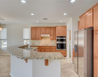 10345 Premia Place - Photo Thumbnail 17