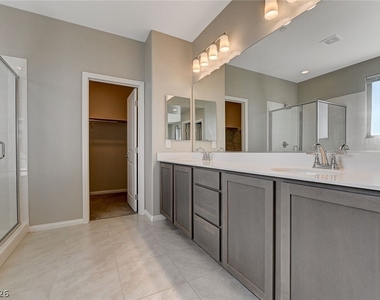 8832 Highland Skye Drive - Photo Thumbnail 32