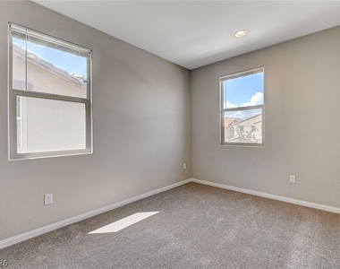 8832 Highland Skye Drive - Photo Thumbnail 40