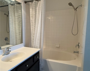 10221 Delray Beach Avenue - Photo Thumbnail 16