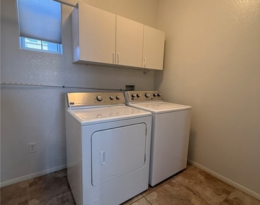 10221 Delray Beach Avenue - Photo Thumbnail 9