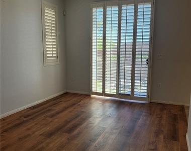 10221 Delray Beach Avenue - Photo Thumbnail 8