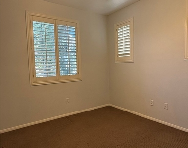 10221 Delray Beach Avenue - Photo Thumbnail 17