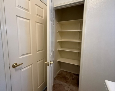 10221 Delray Beach Avenue - Photo Thumbnail 10