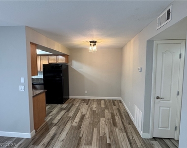 7200 Pirates Cove Road - Photo Thumbnail 3