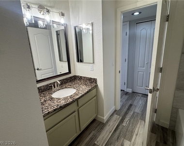 7200 Pirates Cove Road - Photo Thumbnail 11