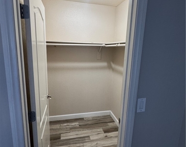 7200 Pirates Cove Road - Photo Thumbnail 10