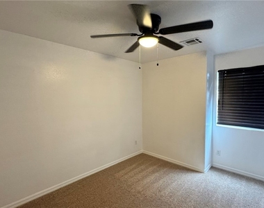1013 Malibu Sands Avenue - Photo Thumbnail 18