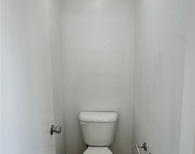 1013 Malibu Sands Avenue - Photo Thumbnail 25
