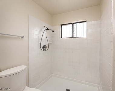 2080 Karen Avenue - Photo Thumbnail 10