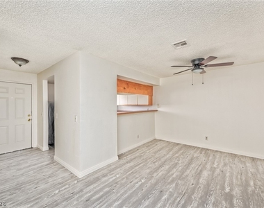 2080 Karen Avenue - Photo Thumbnail 4