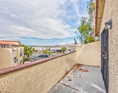 2080 Karen Avenue - Photo Thumbnail 12