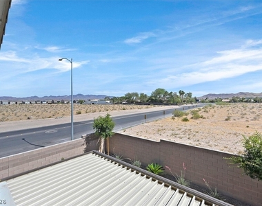 4405 Frias Falls Avenue - Photo Thumbnail 14