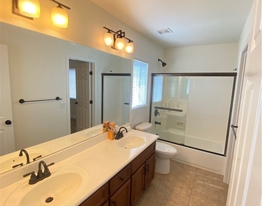 8417 Cambria Cellars Court - Photo Thumbnail 30