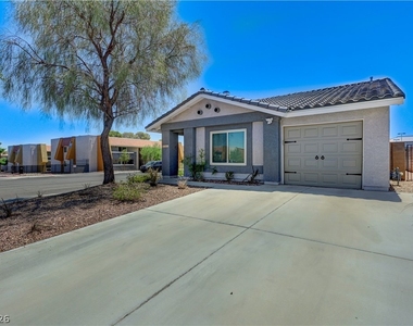 6701 Chehalis Circle - Photo Thumbnail 2