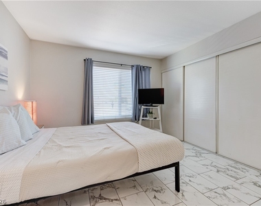 6701 Chehalis Circle - Photo Thumbnail 45
