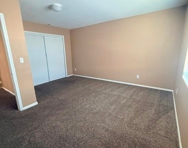 5172 Dillingham Drive - Photo Thumbnail 7