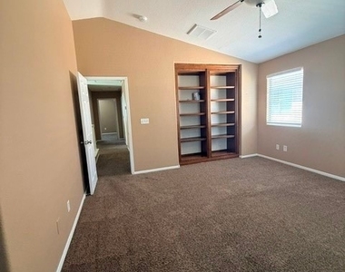 5172 Dillingham Drive - Photo Thumbnail 17