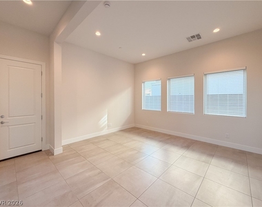 10761 Canyon Bloom Drive - Photo Thumbnail 31