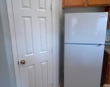 452 E Sunset Road - Photo Thumbnail 8