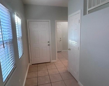 452 E Sunset Road - Photo Thumbnail 18