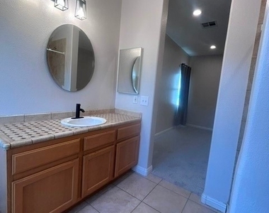 452 E Sunset Road - Photo Thumbnail 27