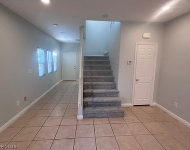 452 E Sunset Road - Photo Thumbnail 13