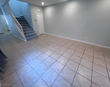 452 E Sunset Road - Photo Thumbnail 11
