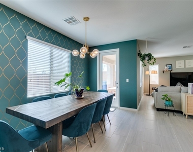 8160 Skye Desert Drive - Photo Thumbnail 15
