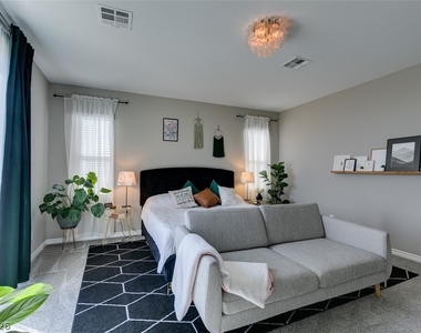 8160 Skye Desert Drive - Photo Thumbnail 38
