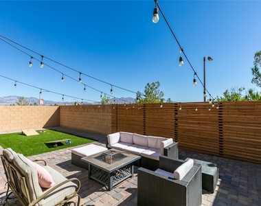 8160 Skye Desert Drive - Photo Thumbnail 45