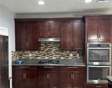 1125 Echo Pass Street - Photo Thumbnail 3