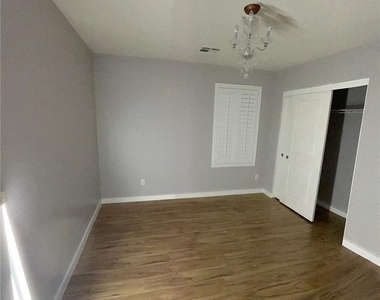 1125 Echo Pass Street - Photo Thumbnail 23