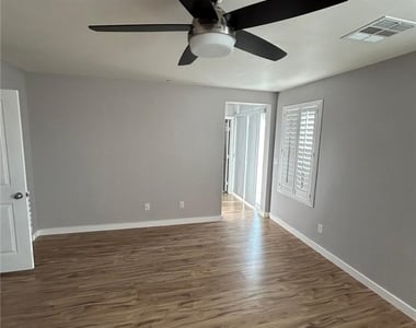 1125 Echo Pass Street - Photo Thumbnail 16