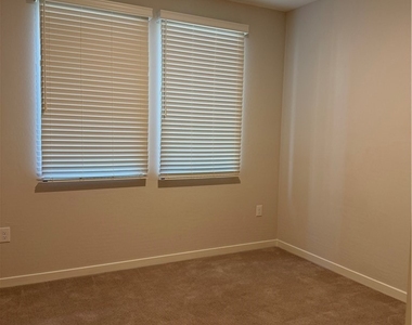 11429 Rain Canyon Avenue - Photo Thumbnail 13
