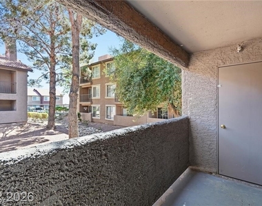 2750 S Durango Drive - Photo Thumbnail 14