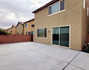 8518 Genesee Court - Photo Thumbnail 28