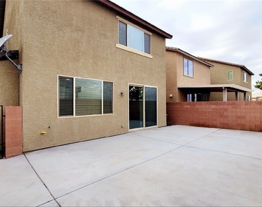 8518 Genesee Court - Photo Thumbnail 29